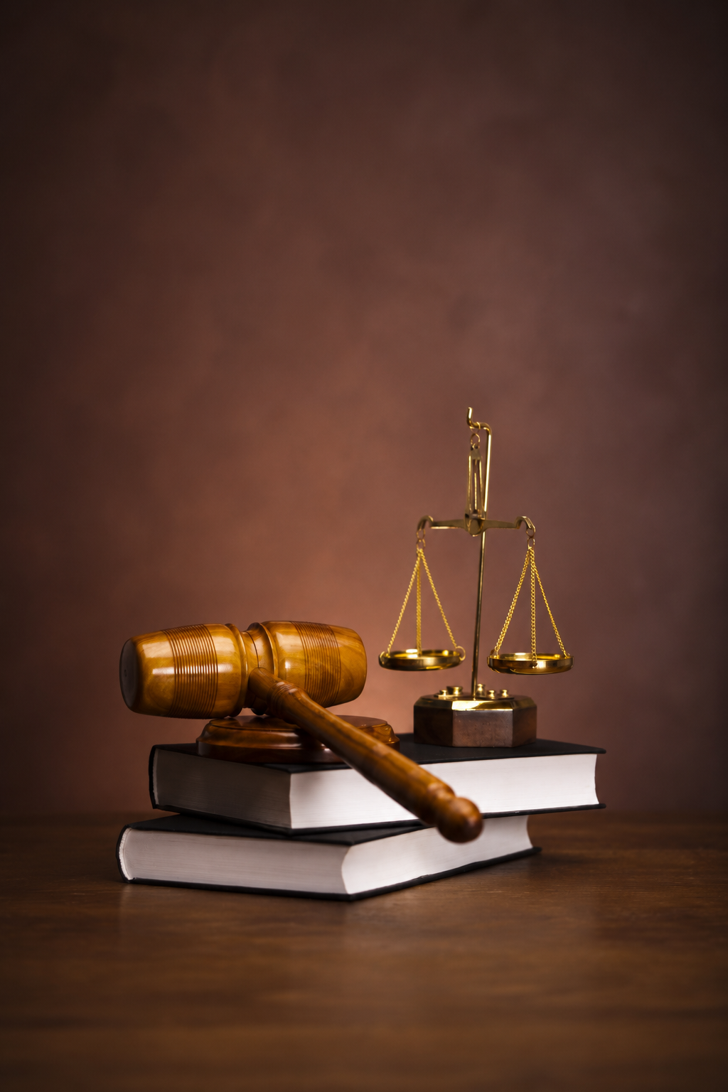 Leyes y Reglamentos